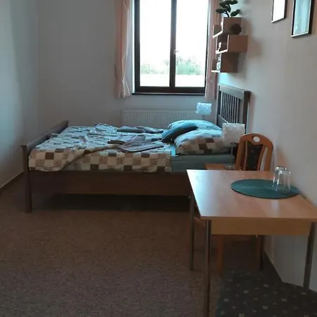 U Statku Lodherov