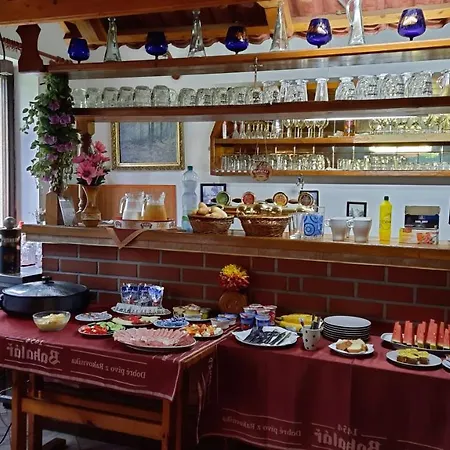 U Statku Casa de hóspedes Lodherov