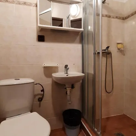 Konukevi U Statku Lodherov