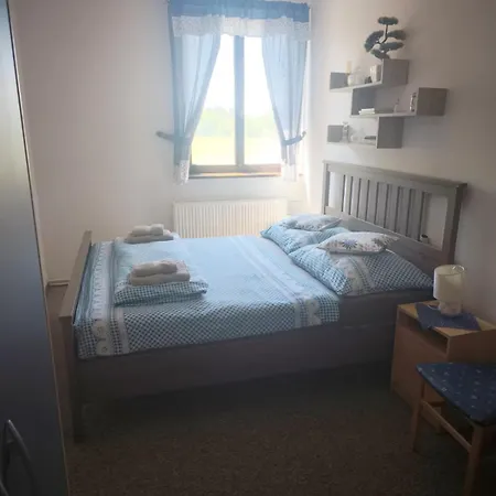 U Statku Konukevi Lodherov