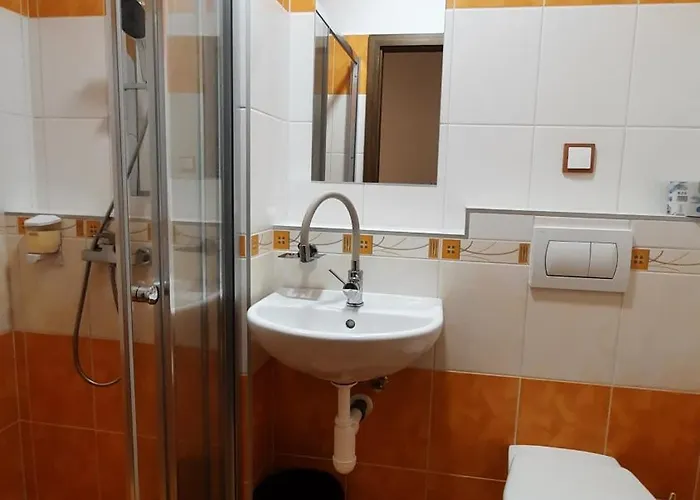 U Statku Pensión 3*